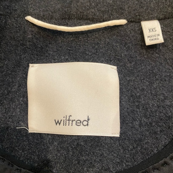 Aritzia Wilfred cocoon coat - Picture 3 of 3